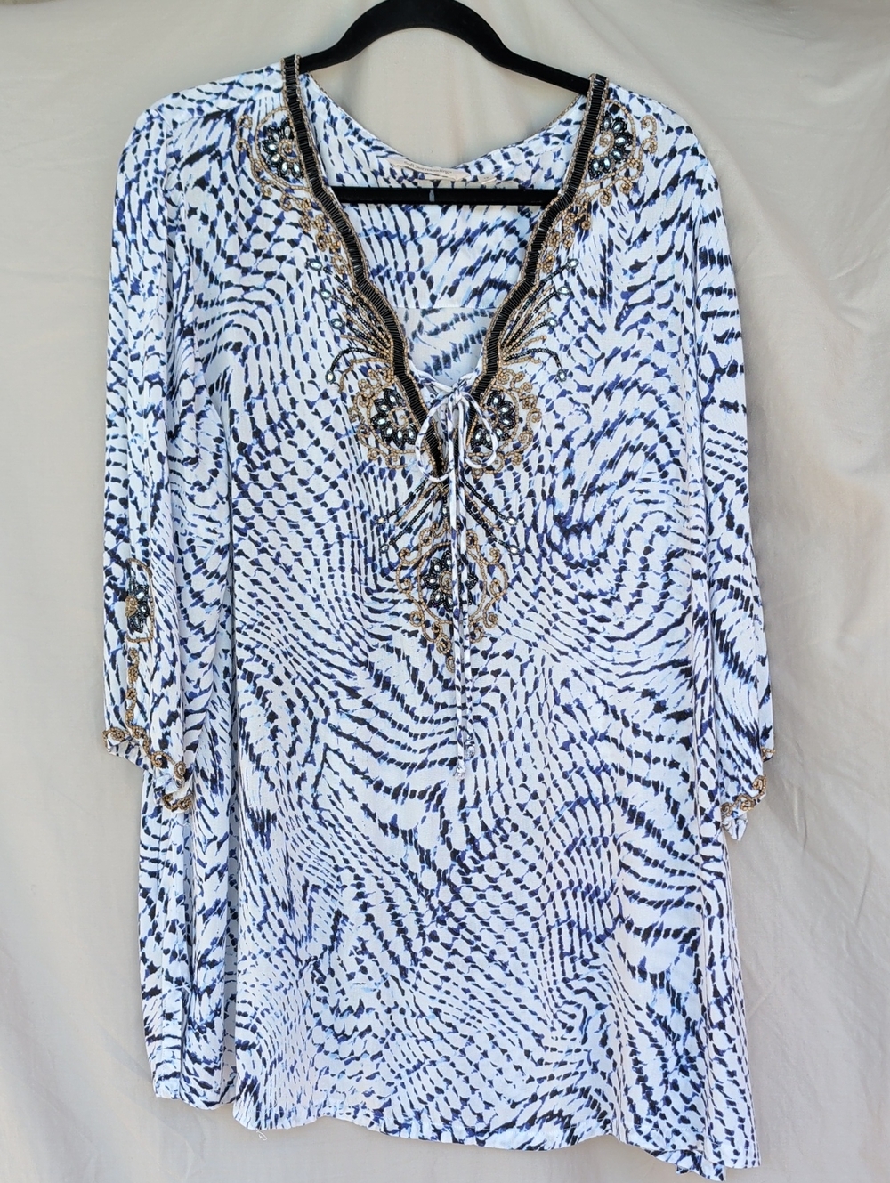 Soft Surroundings White and Navy Beaded Tunic Top Vacation Resort Cruise
